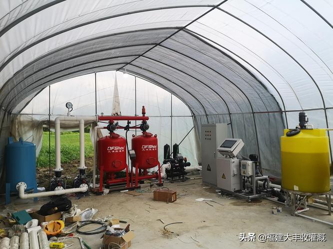 水肥一体化喷灌设备(水肥药一体喷滴灌技术环境效益)